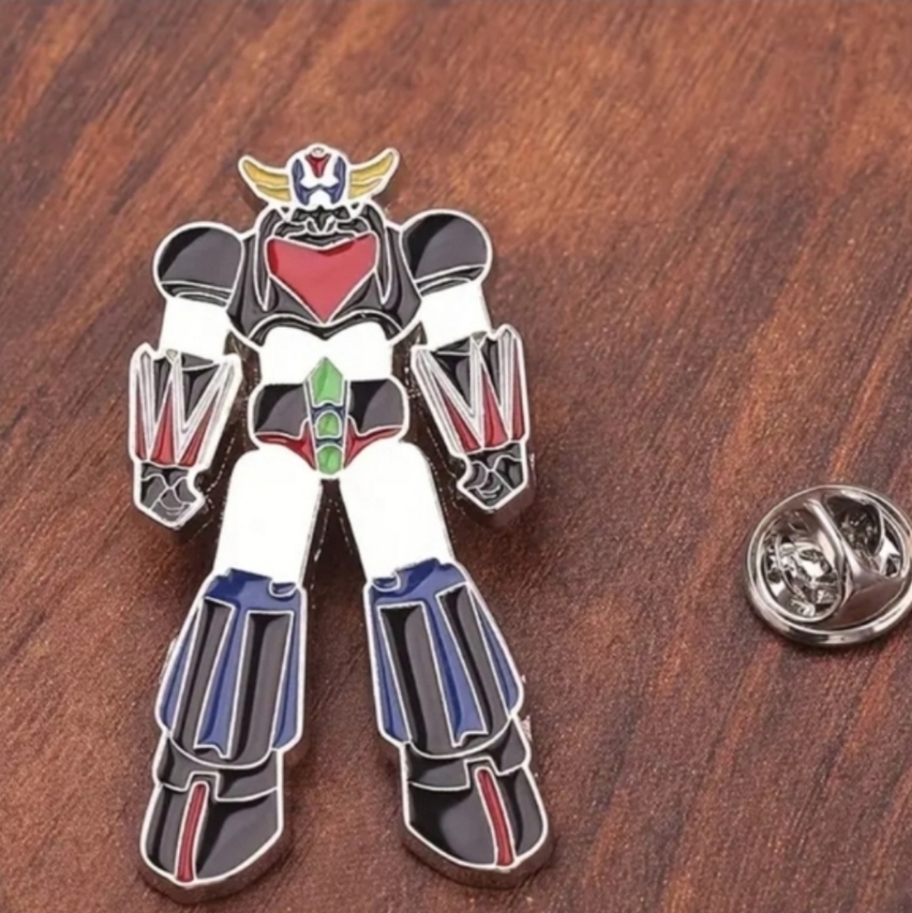Power Ranger Megazord Inspired Pin - Picture 6 of 8